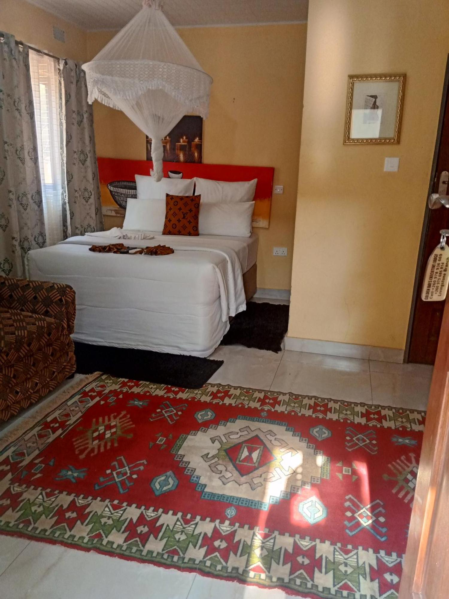 Golden Days Lodge Livingstone Bagian luar foto